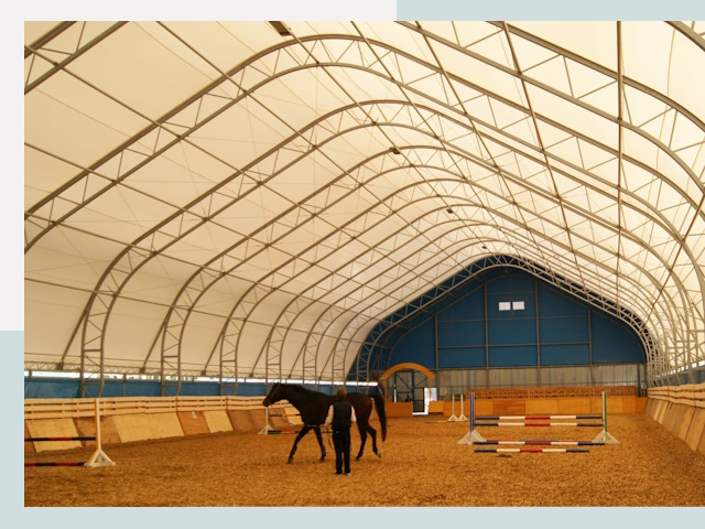 Строительство конных манежей в Карабулаке